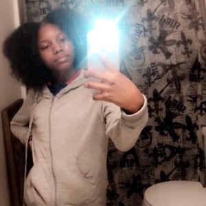 Meet your Posher, Lontriona